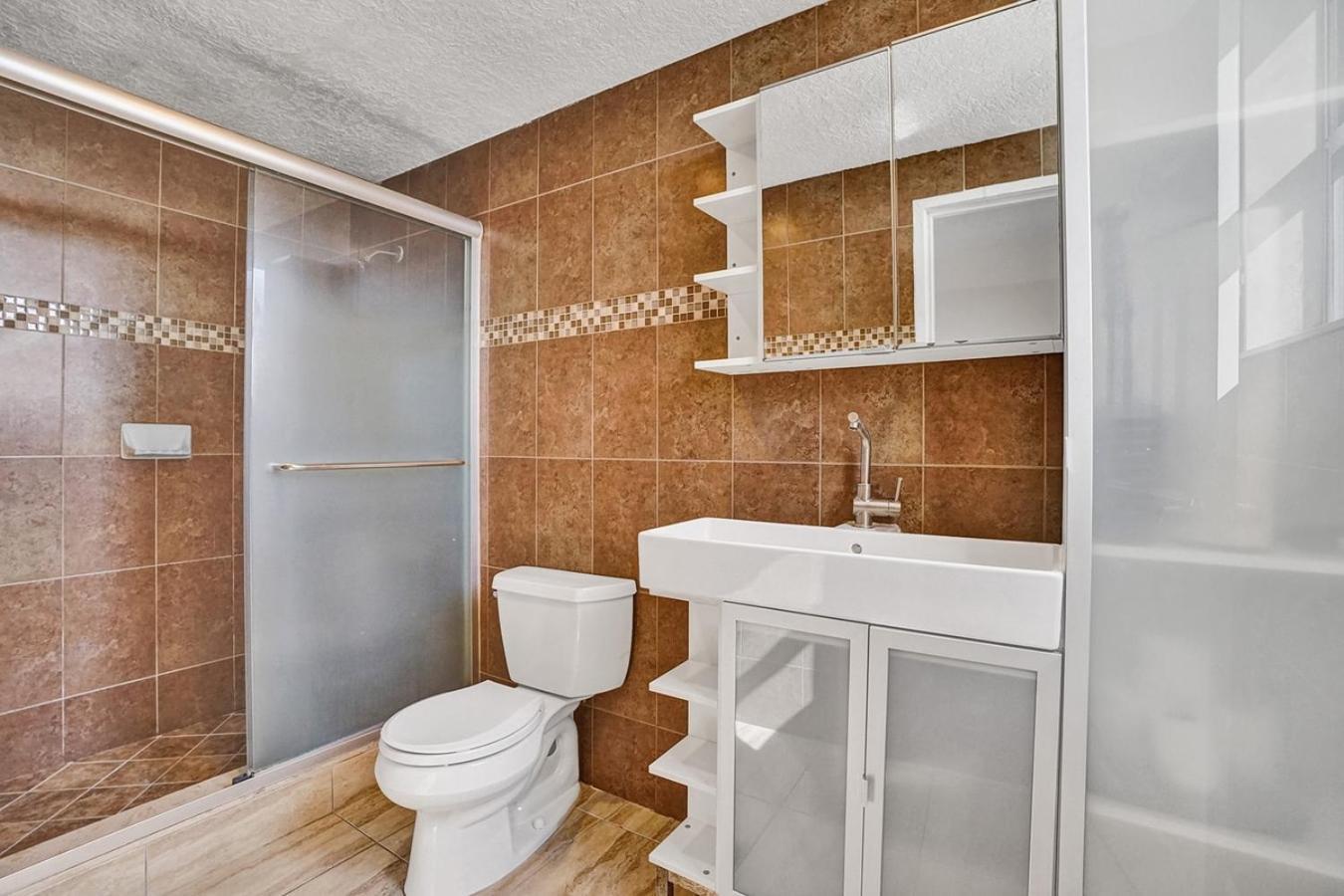 2Bd Condo Christmas Retreat Pool Beachside Холивуд Екстериор снимка